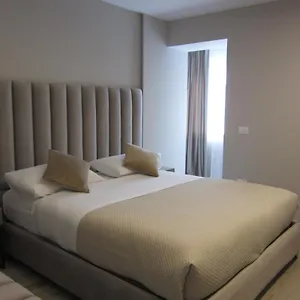 Hotel Freddy's, Tirana